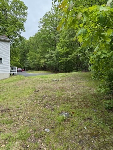 609 Flat Hill Rd, Lunenburg