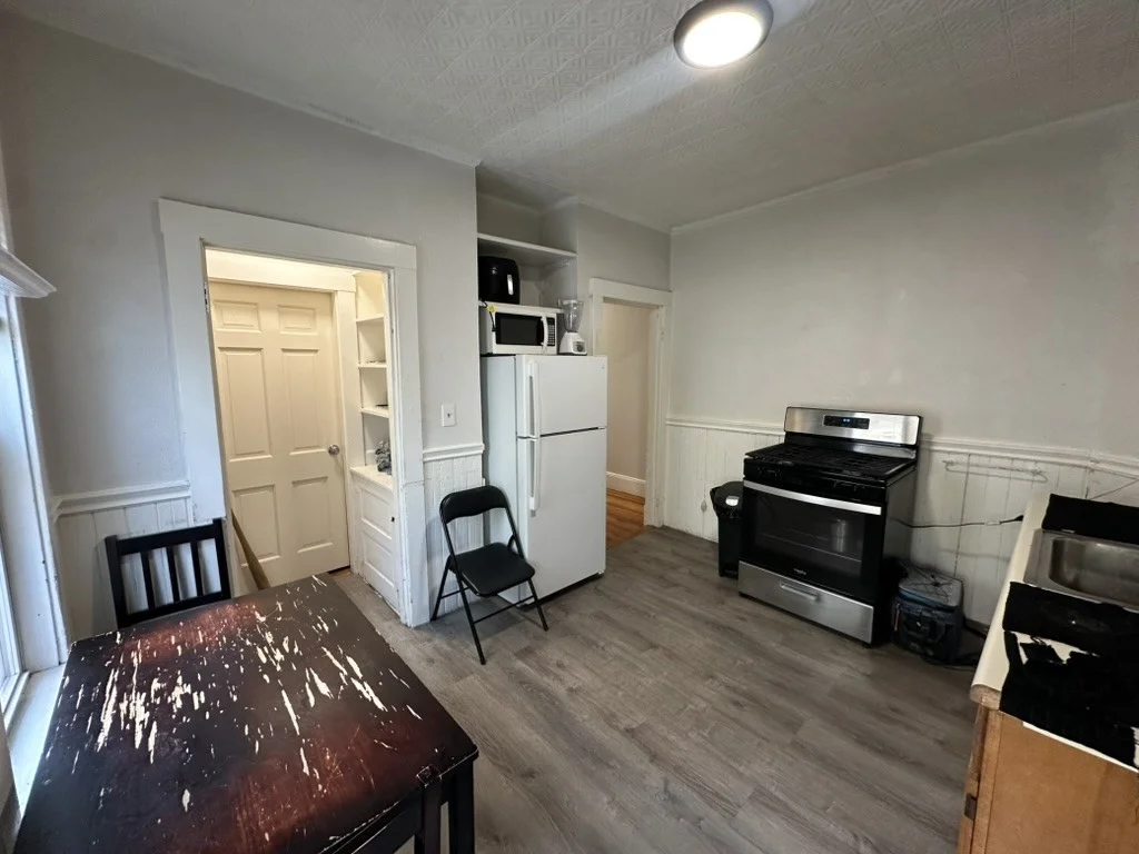 765 Broadway, Everett