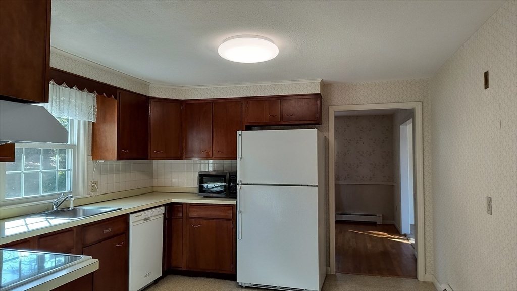 6 Streeter Rd, Paxton