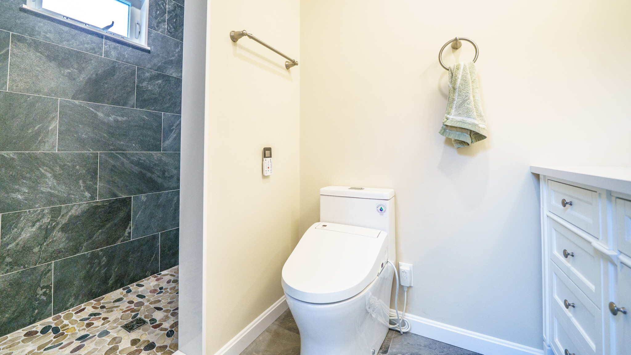 300 Adams St, Nonantum