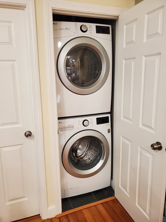 11 Juliette, Dorchester