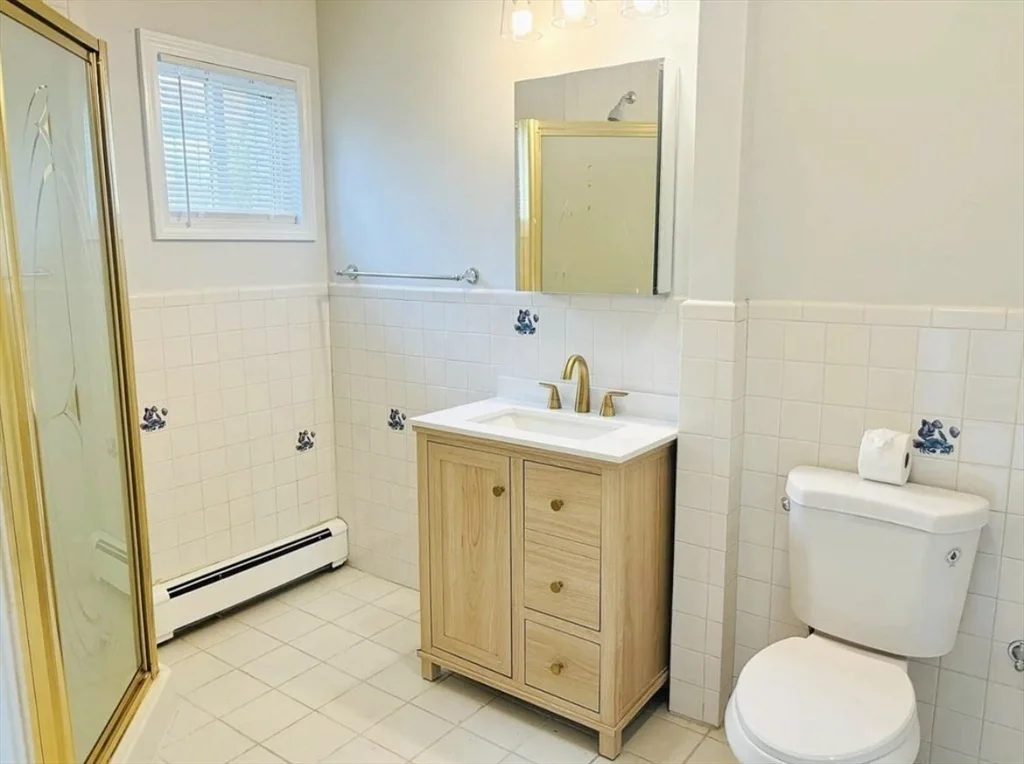 15 Ellsworth St, East Somerville