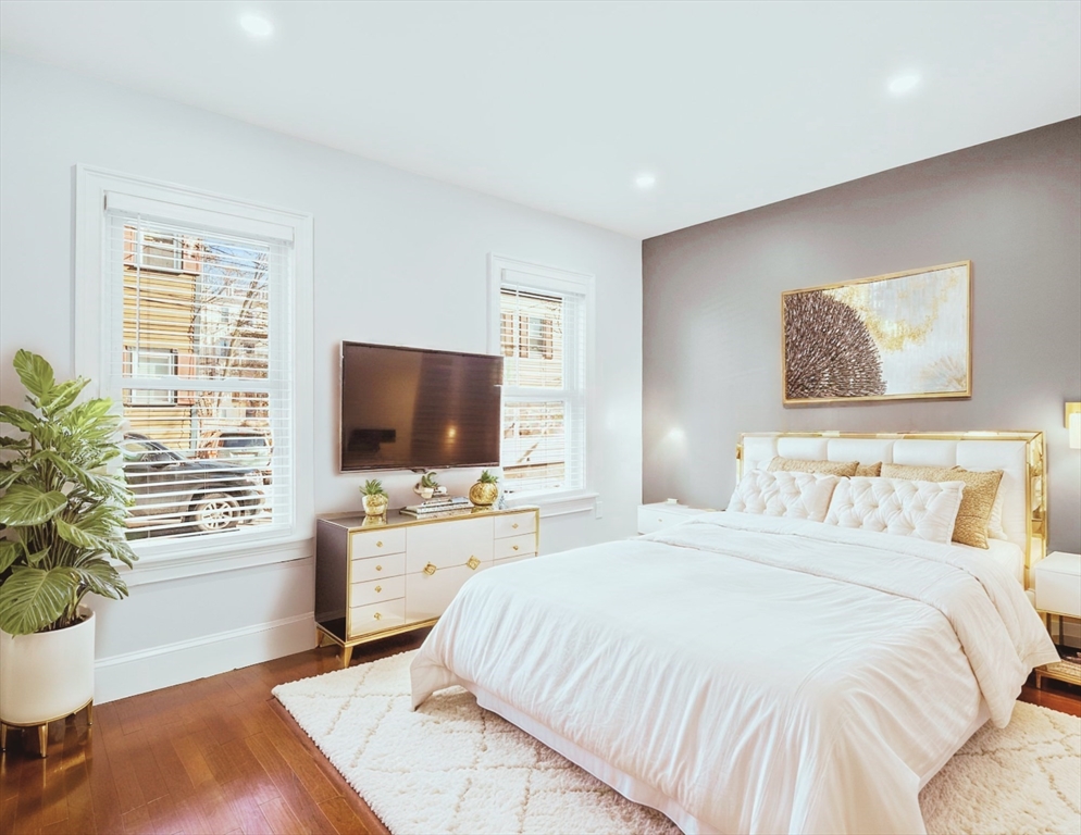 47 Mercer St, South Boston