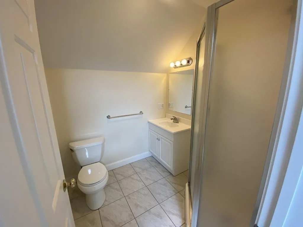 378 Washington St, Winchester