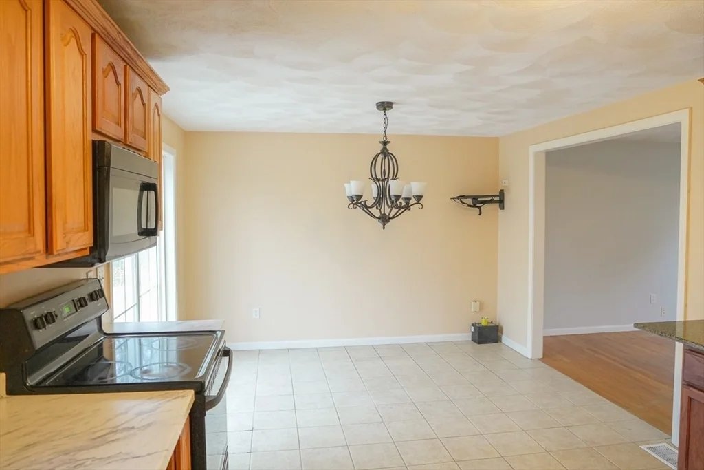 14 Eastern Ave, Riverside