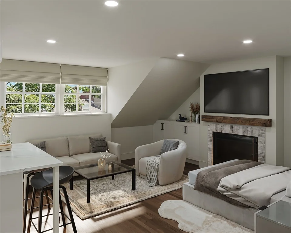 105 Charles St, Beacon Hill