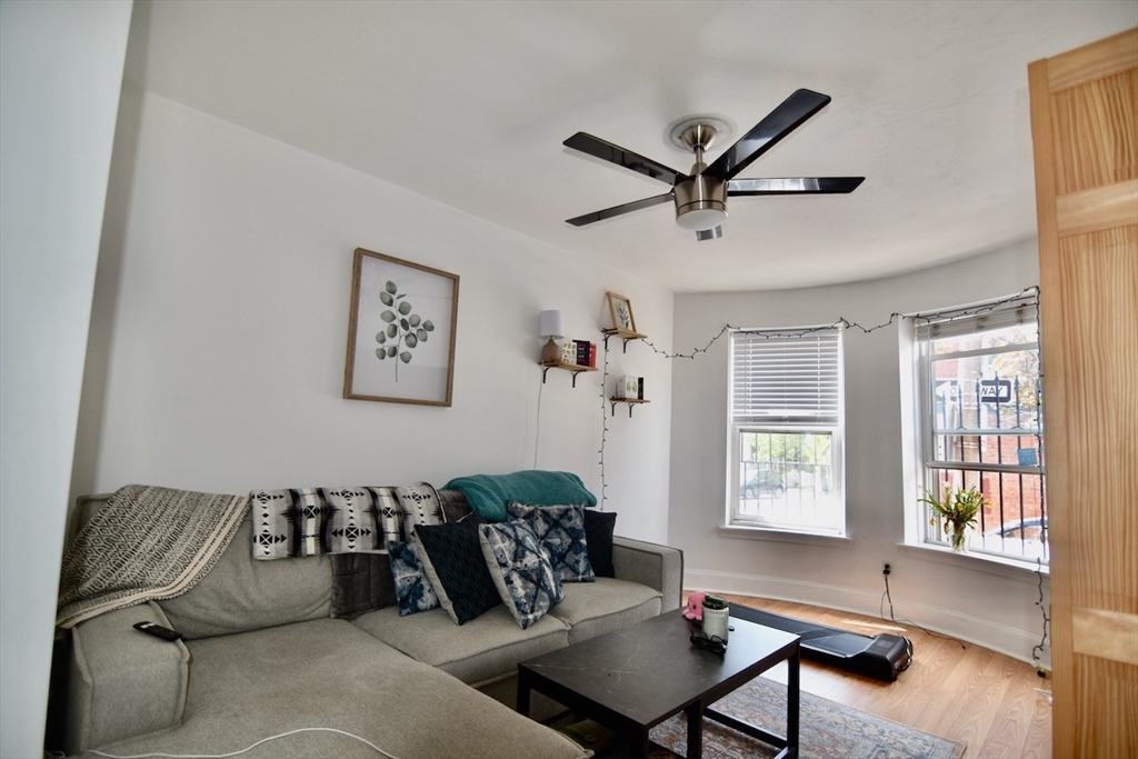 3 Saxton St, Dorchester