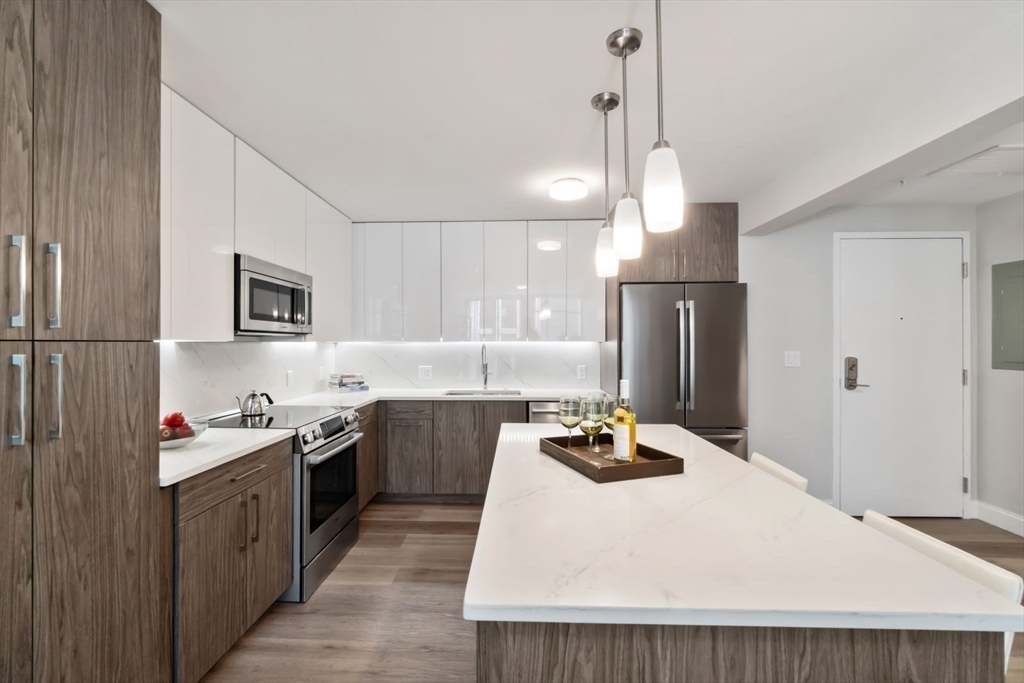 771 Harrison Ave, South End