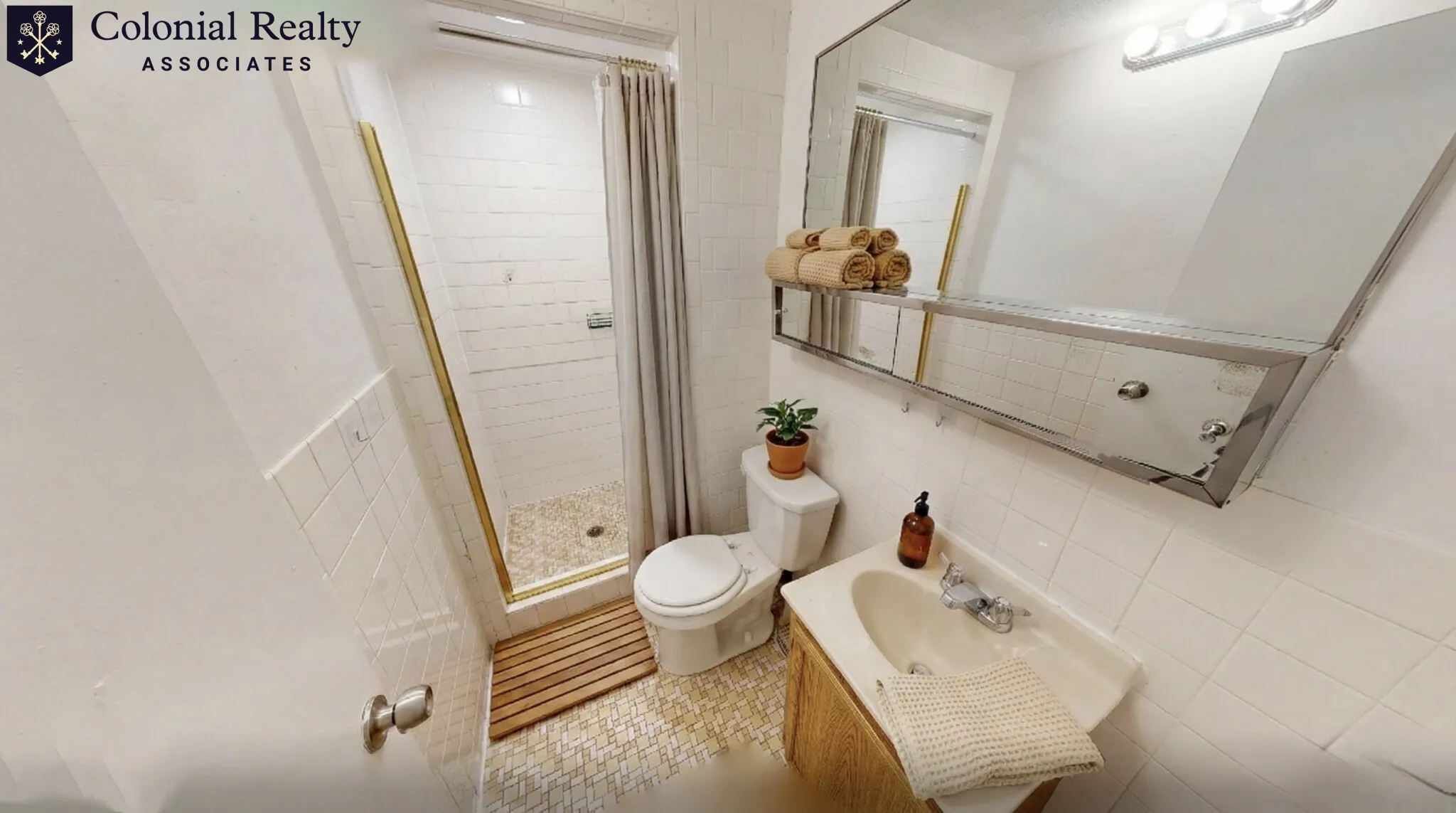 33 Lancaster Ter, Corey Hill