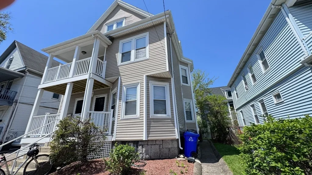 76 Antwerp St, Brighton