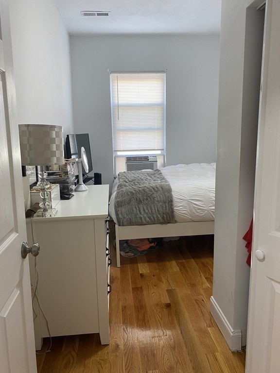 663 East Broadway, South Boston