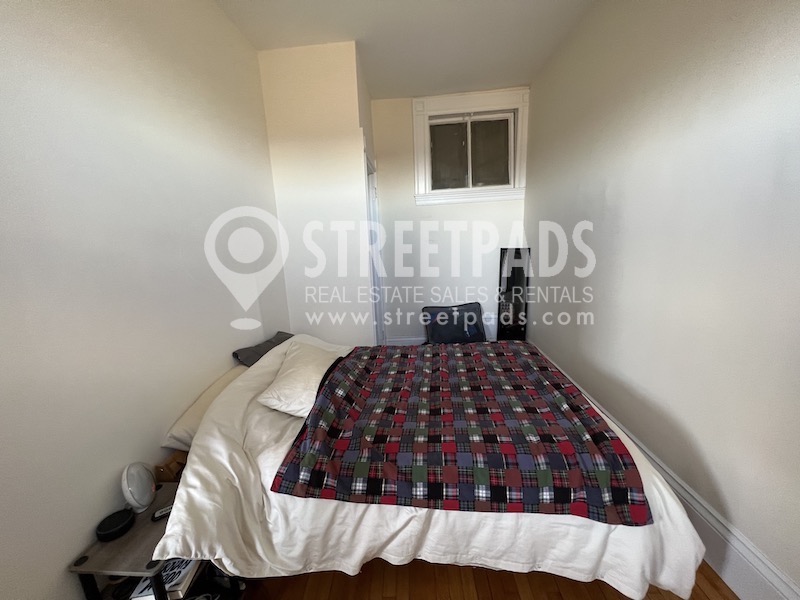 2 Ware St, Mid-Cambridge