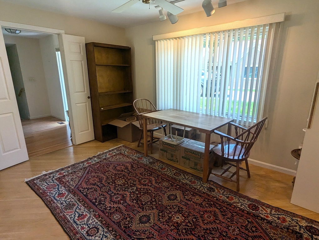 6 Christina, Wayland