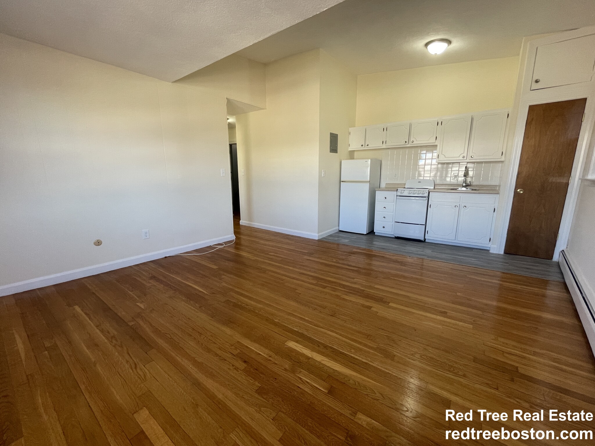 180 North Beacon St, Brighton