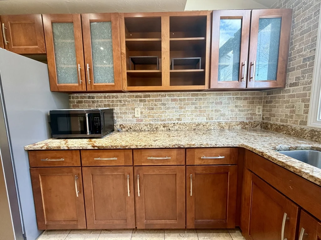 22 Gates Rd, Worcester