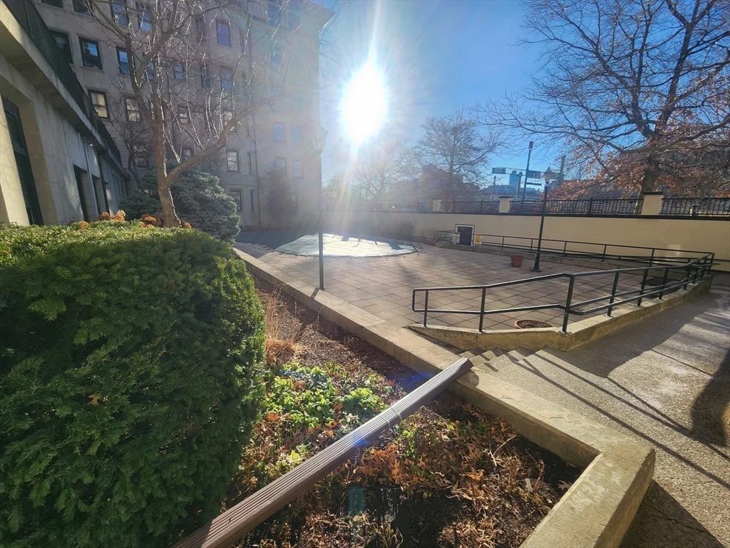 416 Commonwealth Ave, Back Bay