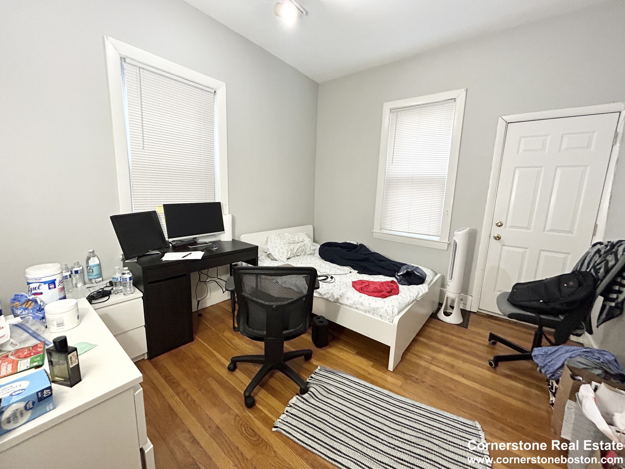 218 Columbia St, The Port