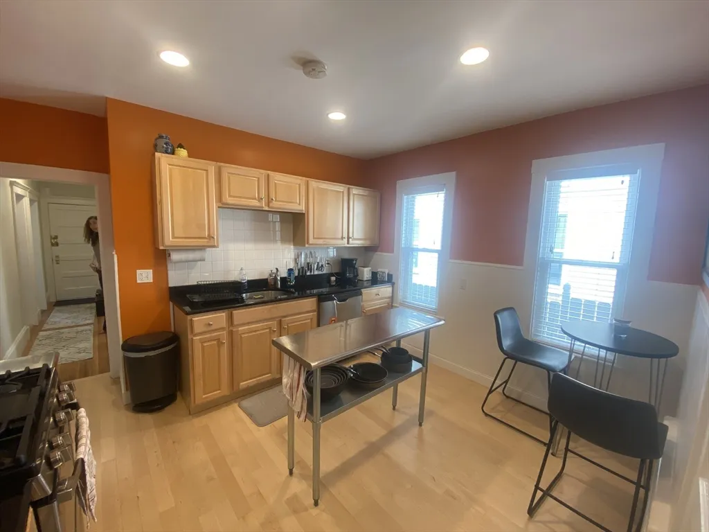 108 Heath St, Winter Hill