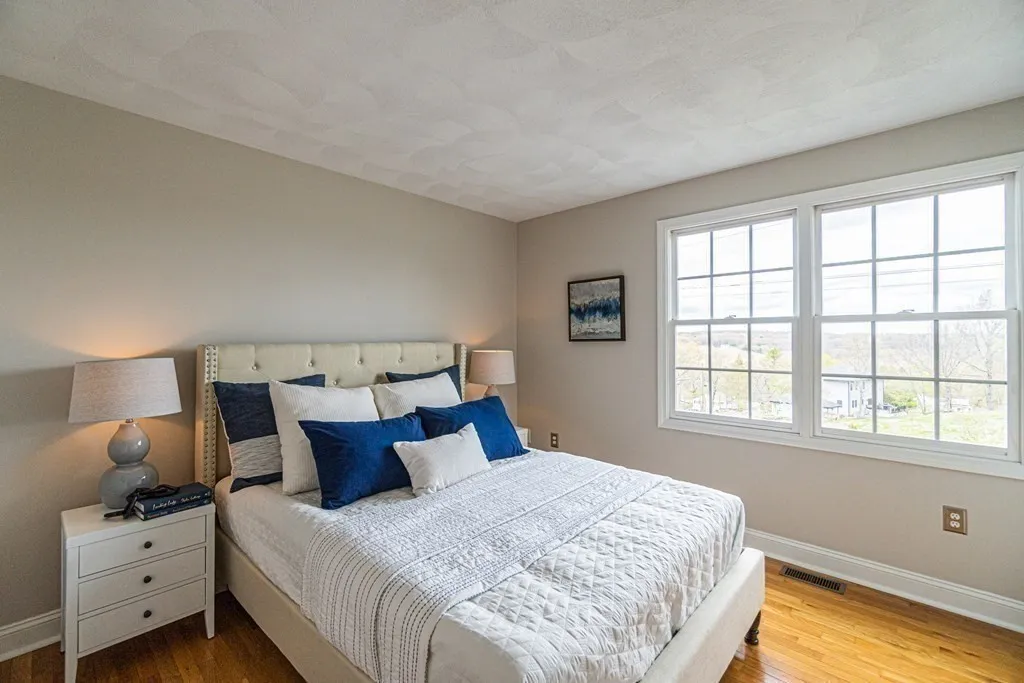 32 Waltham St, Woburn