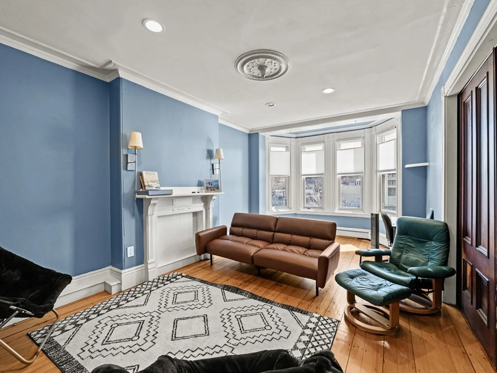 19 Cortes St, Back Bay