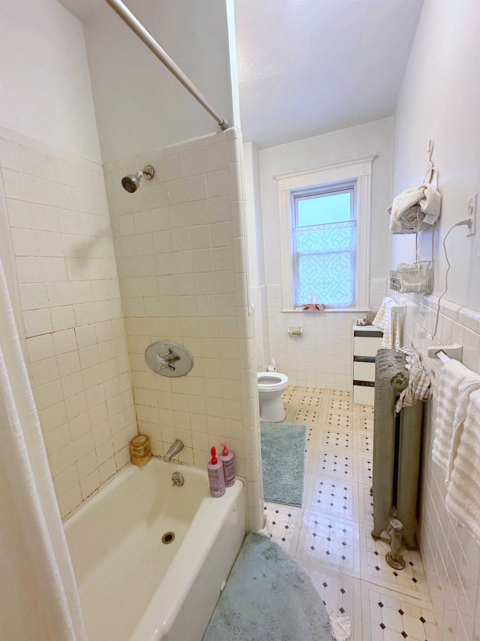 22 Upland Rd, Neighborhood Nine