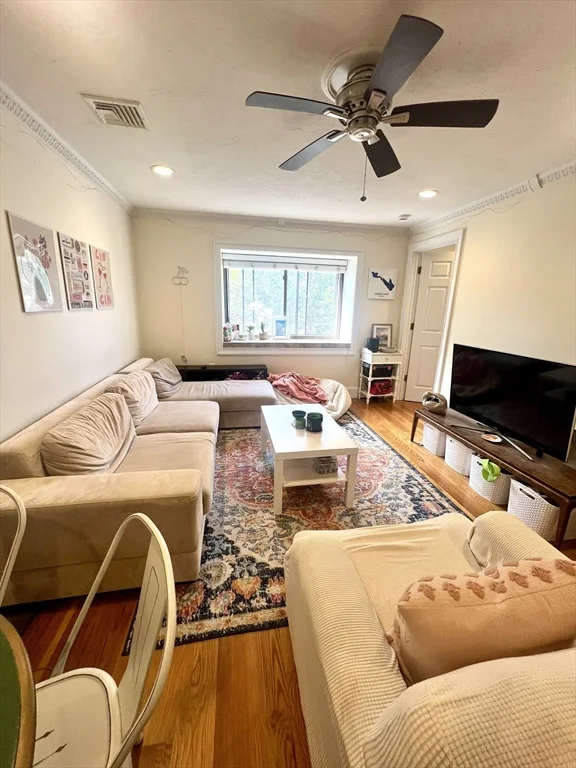 245 E St, South Boston