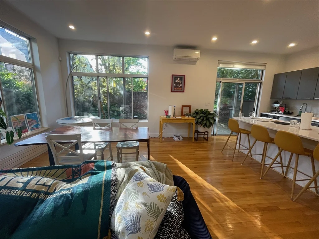 39-41 Dana St, Mid-Cambridge