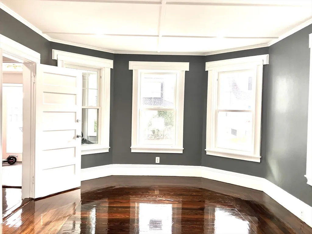 20 Sweetser, East Lynn