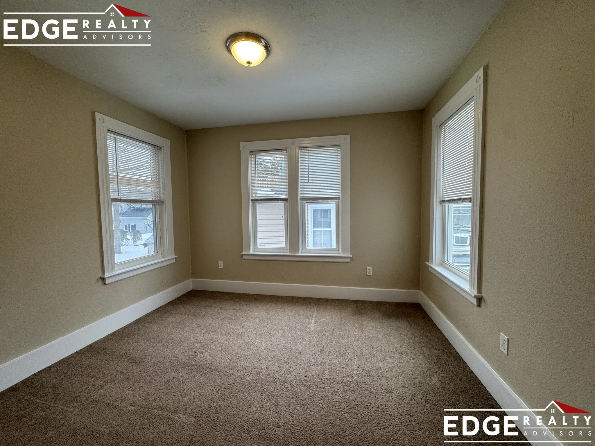 4 Franklin St, Natick