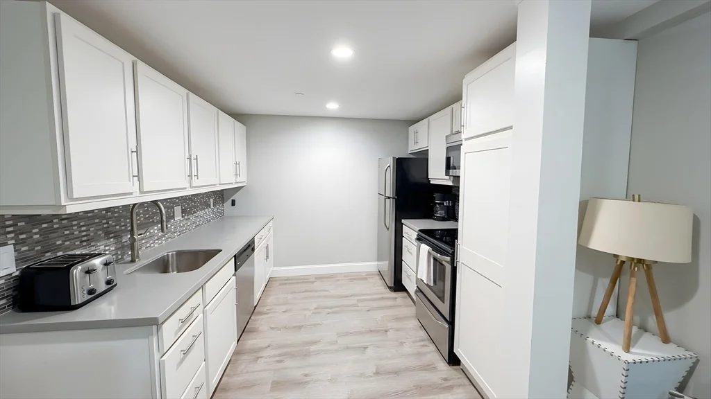 9 Anderson, Beacon Hill
