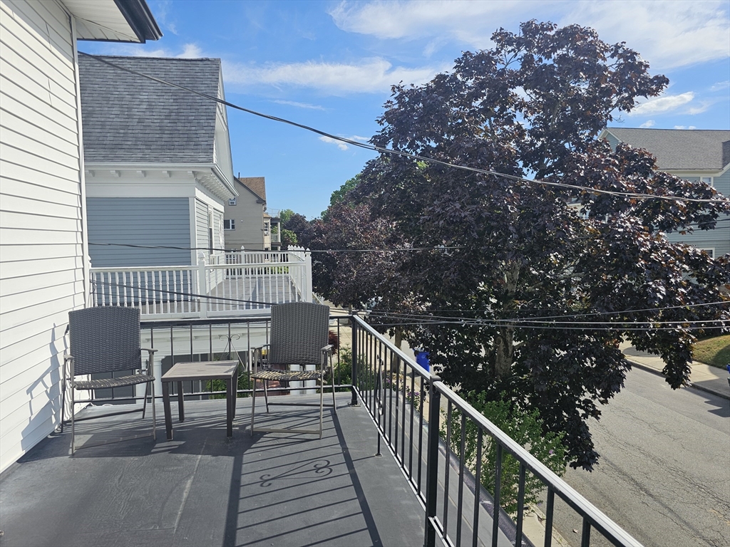 309 Madison St, Fall River