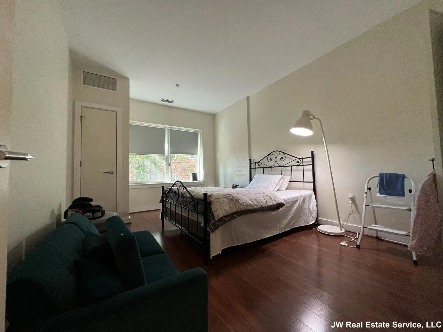 99 Chestnut Hill Ave, Brighton