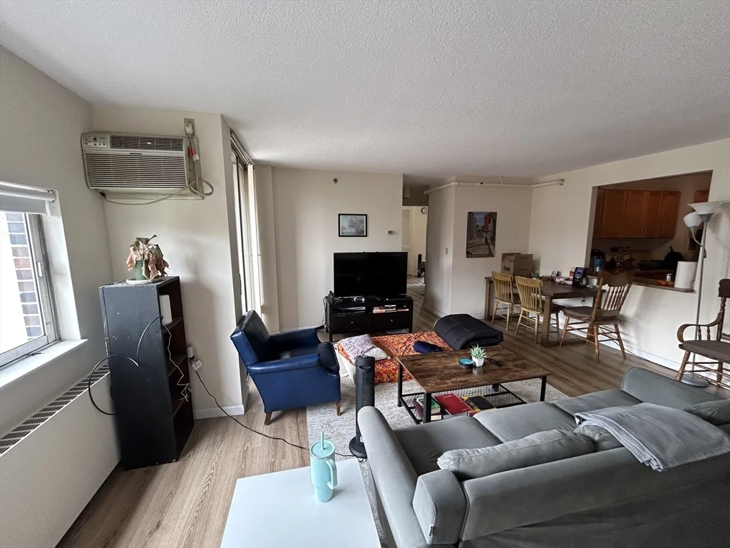 872 Massachusetts Ave, Central Square