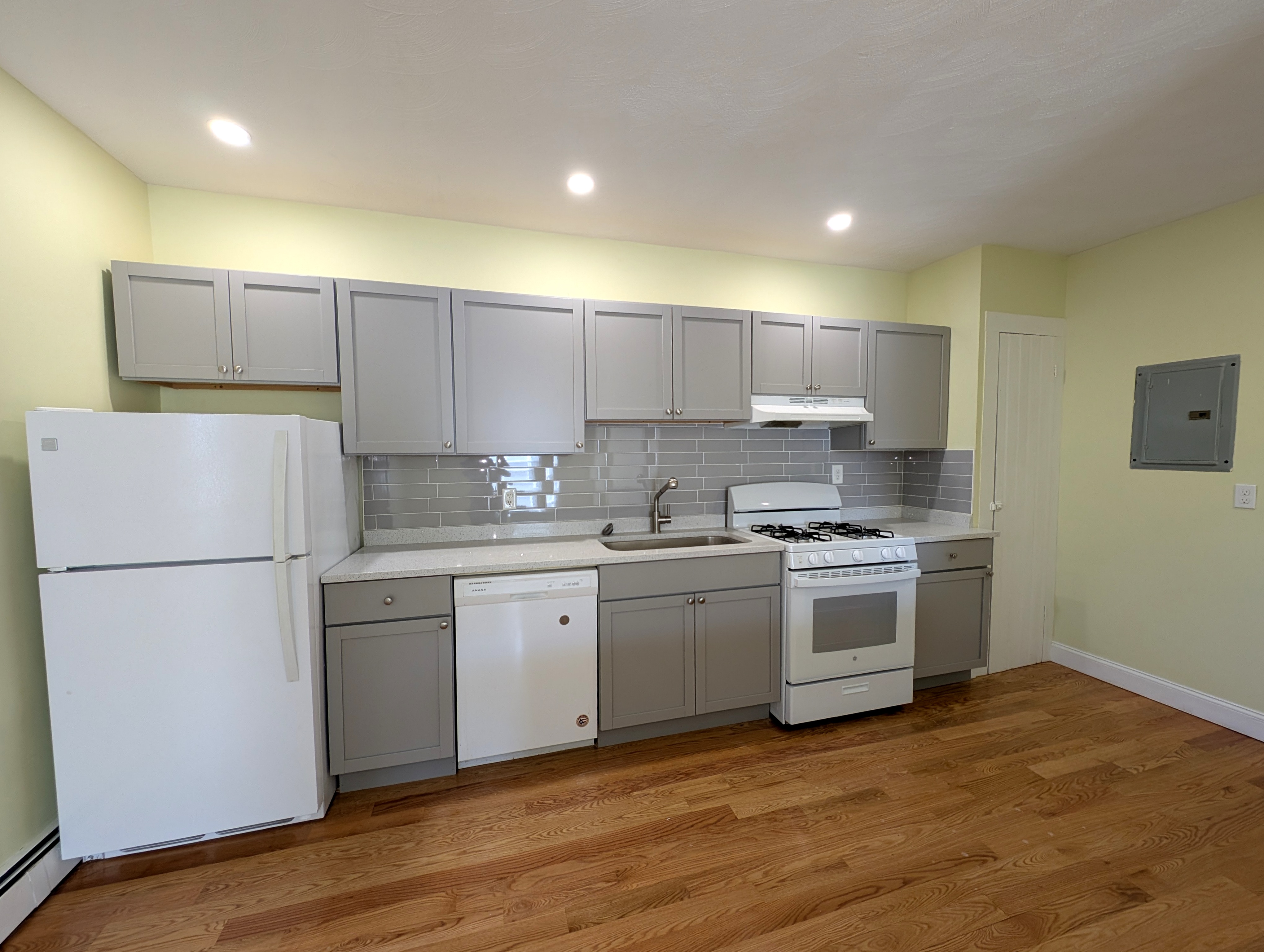 295 Windsor St, The Port