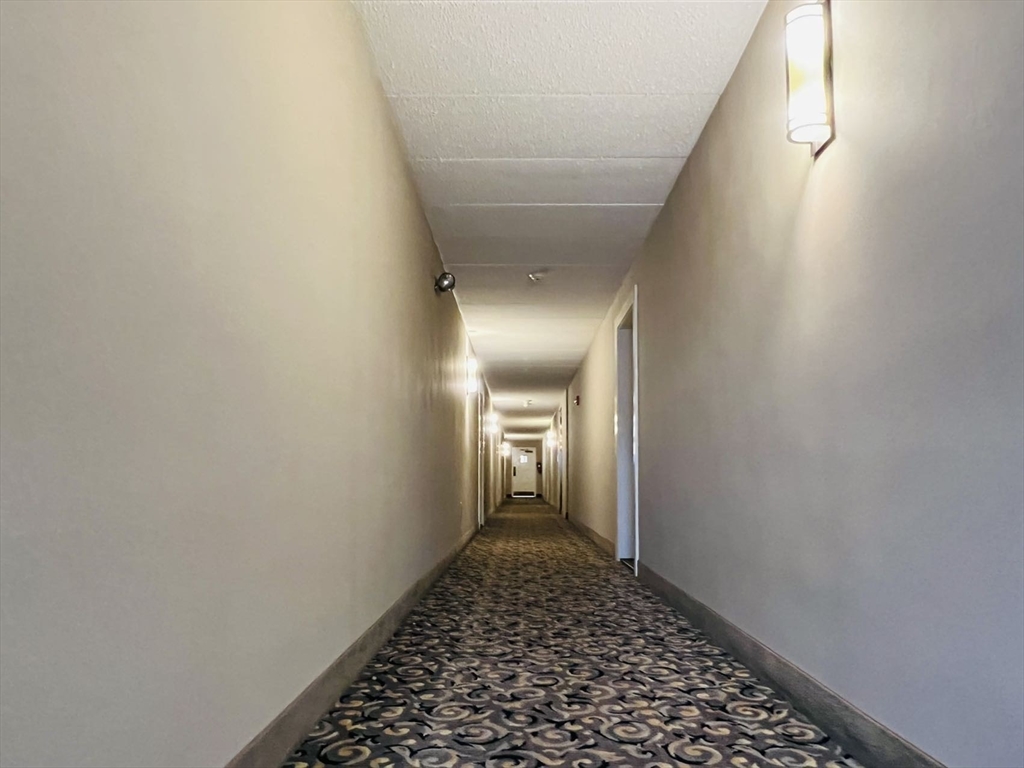 16 Winter St, Waltham