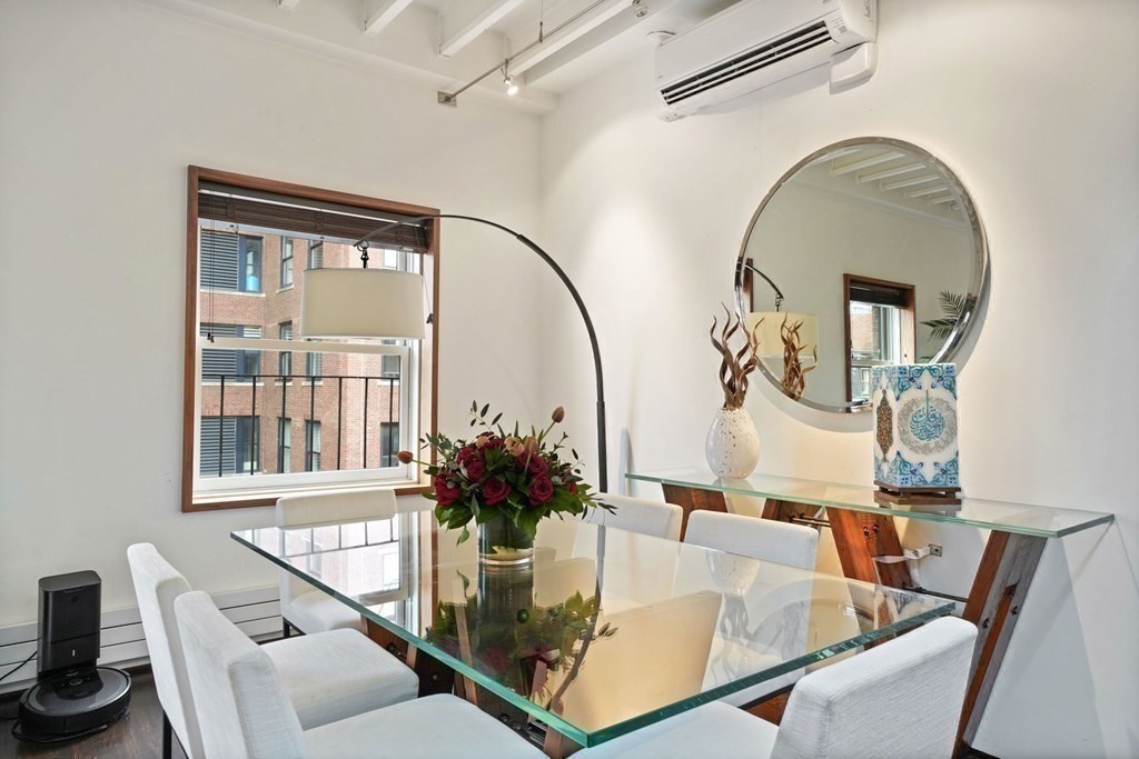 132 Commonwealth Ave, Back Bay