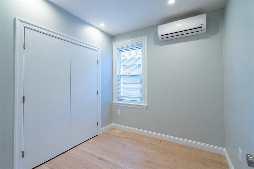 60 6th St, East Cambridge