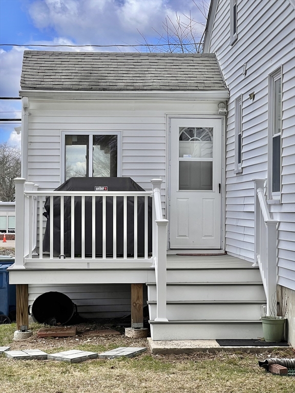 470 Pleasant St, Canton