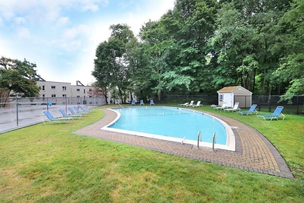 22 Chestnut Pl, Brookline