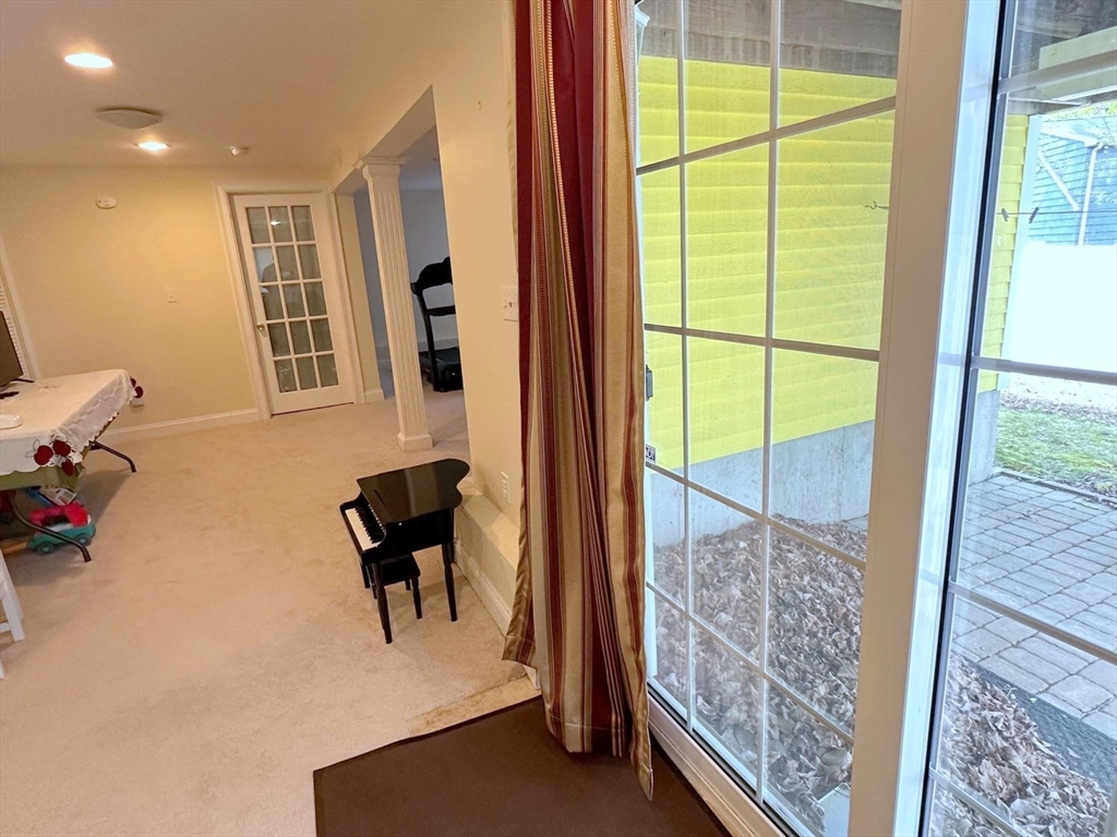 6 Farmers Circle, Arlington