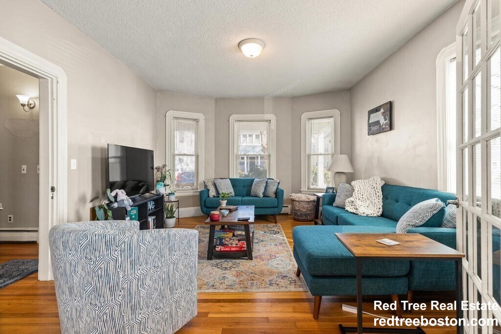 155 Spruce St, Watertown