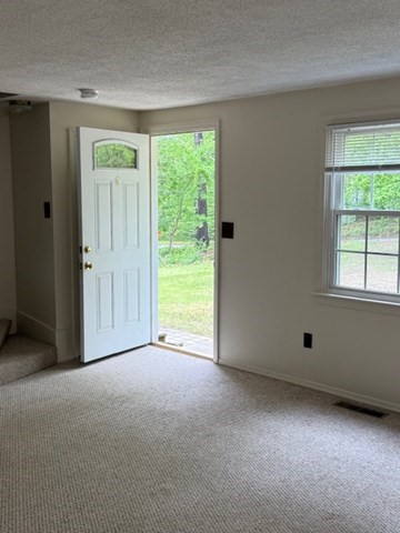 607 Flat Hill Rd, Lunenburg