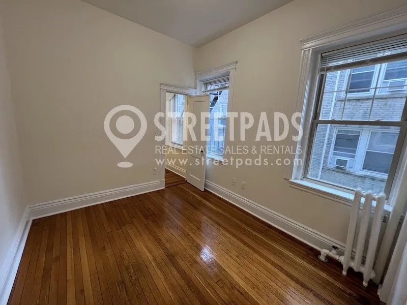 31 Park Dr, Fenway