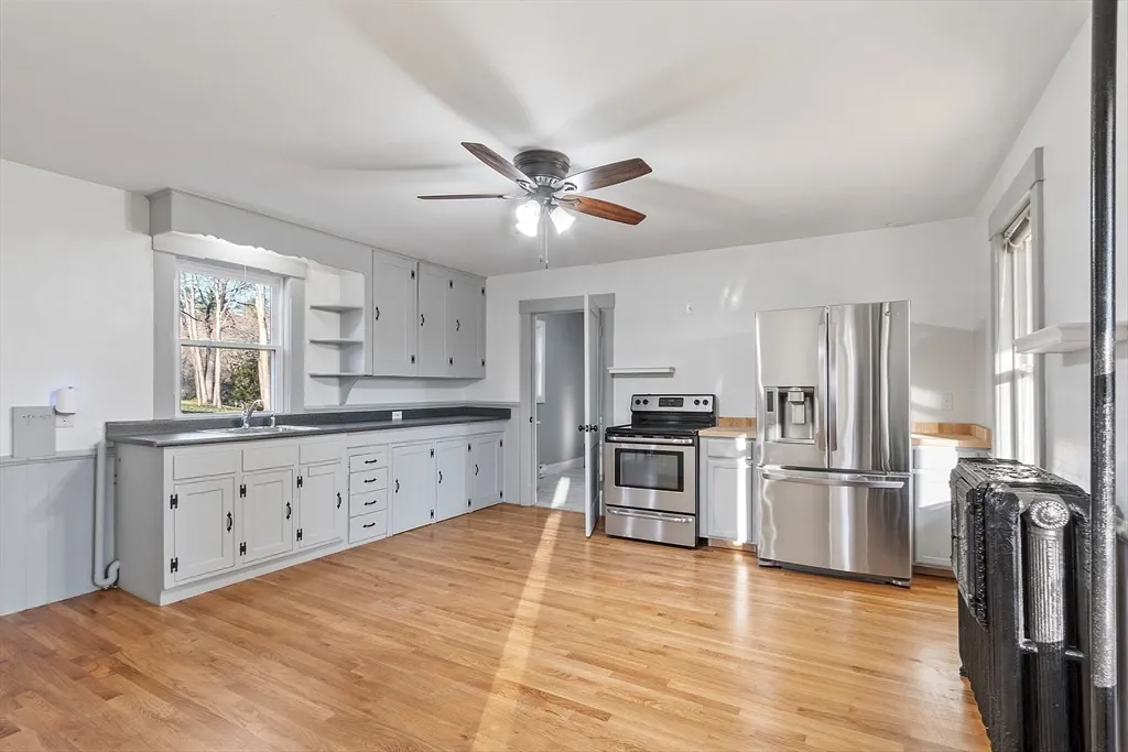 20 Old Lowell Rd, Westford