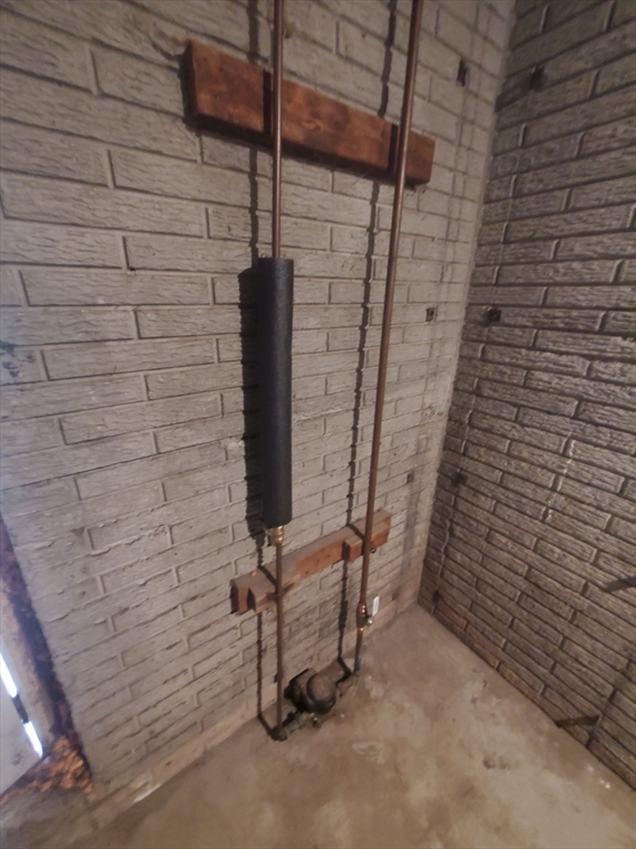 174 Pine St, Holbrook