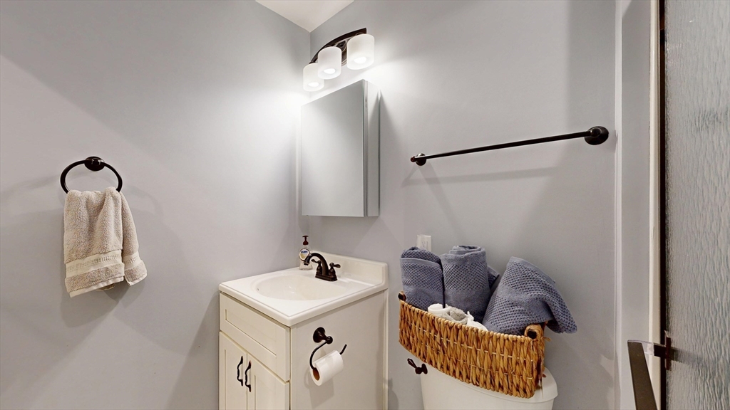 109 Chelsea St, East Boston