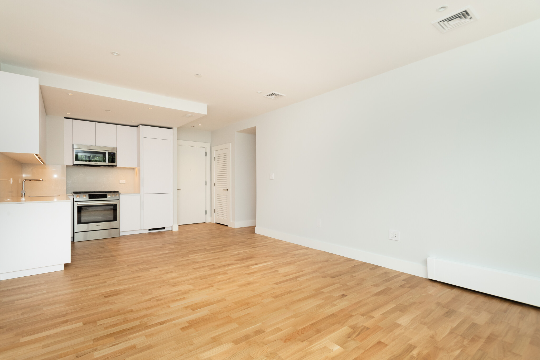 1410 Columbia Rd, South Boston