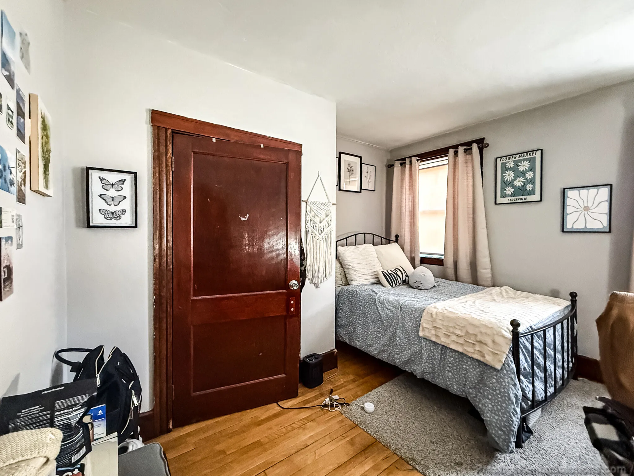 90 Cypress St, Emerson Gardens