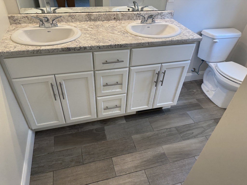 59 Wenham Rd, Carver