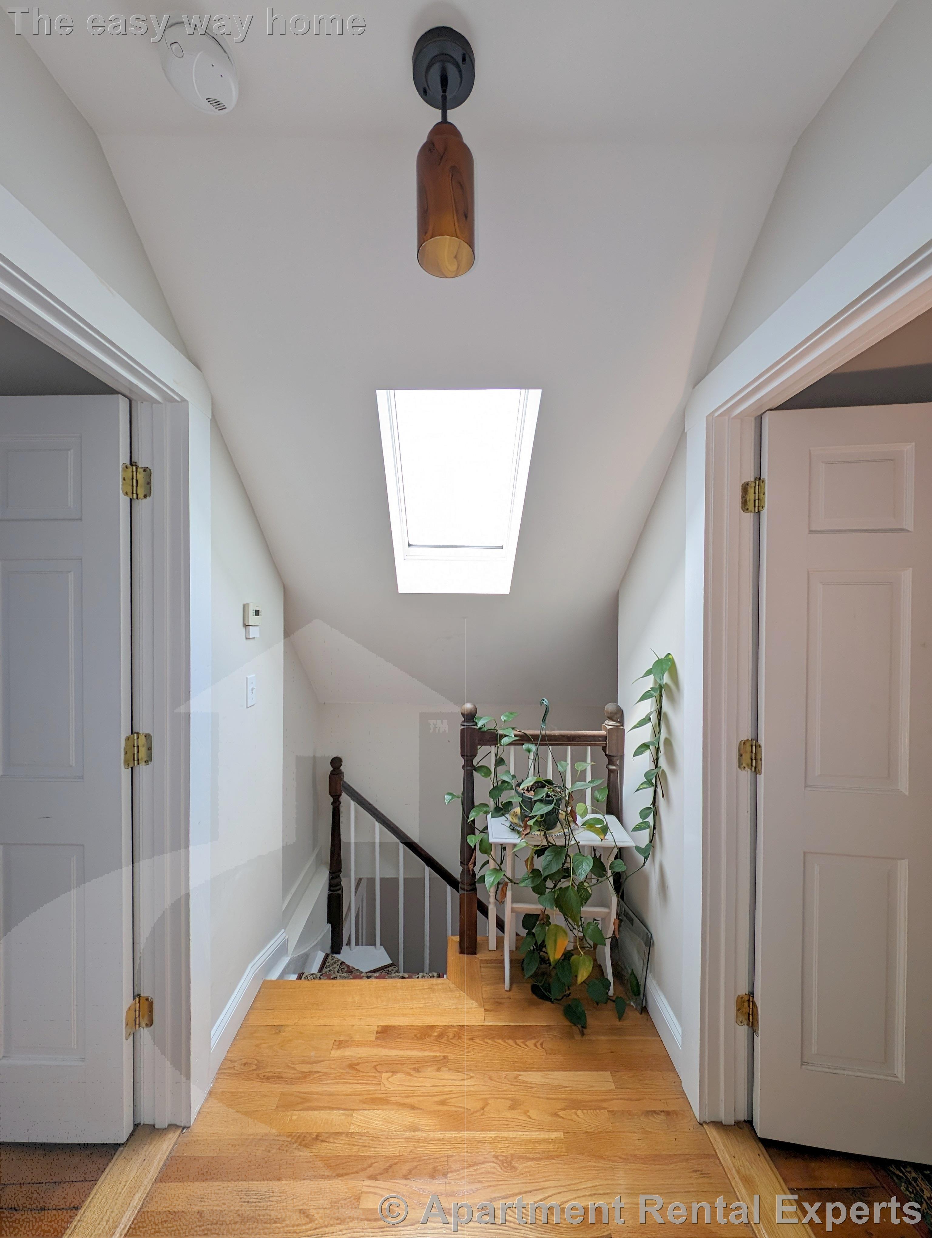 65 Medford St, Magoun Square